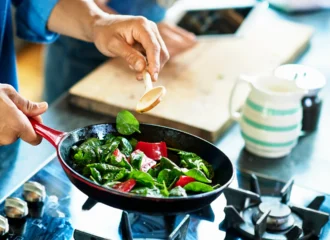 Más allá del batido: snacks proteicos con pescado y camarones para después de entrenar